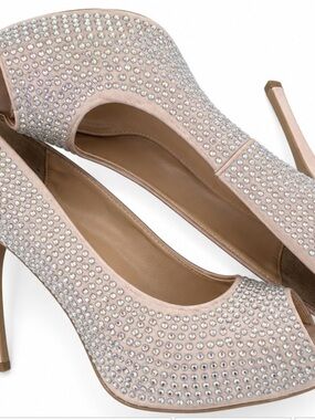 Jennifer Lopez Sparkling Cream Peep-Toe Heels